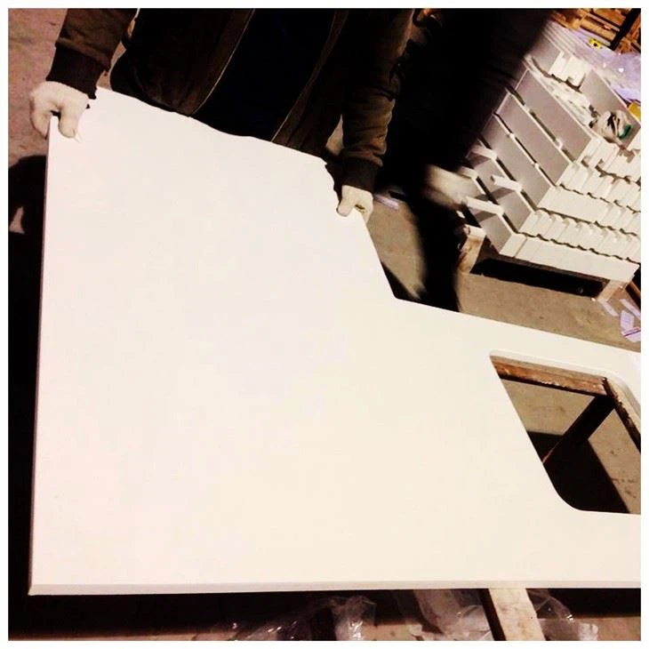 Pure White Quartz Kitchen Countertop Slab