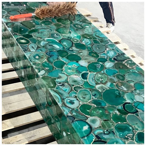 Illuminated Green Agate Gemstone Bar Countertops Illuminated Green Agate Gemstone Bar Countertops