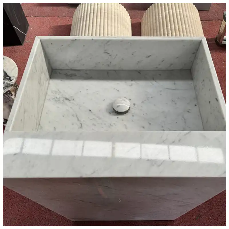 Carrara White Marble Floorstanding Sink Carrara White Marble Floorstanding Sink